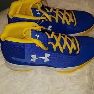 Under Armour Sneakers
